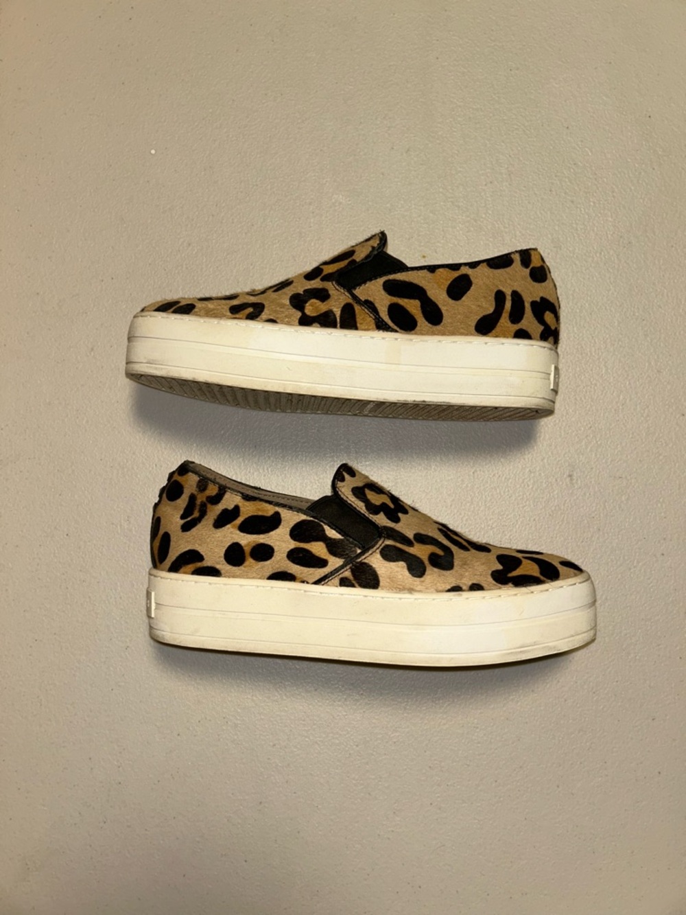 Sketchers Rise Fit Leopard Print Slip-On Platforms - Tan & Black - Women’s Size